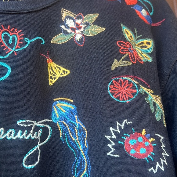 🌺 Johnny Was Embroidered Zoe Sweatshirt Tunic Top and Matching Leggings 🌺 - Picture 9 of 16